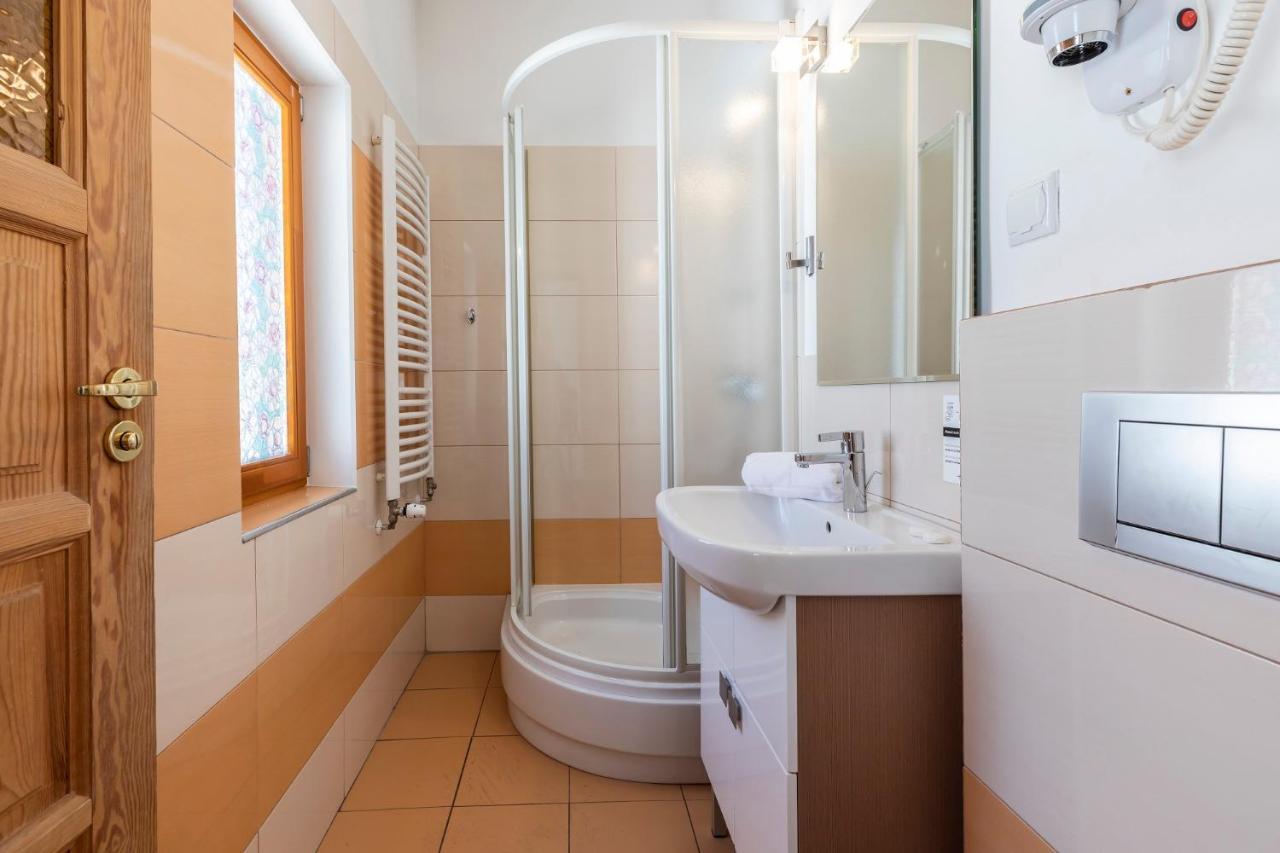 Bed & Breakfast Hyrny 3*